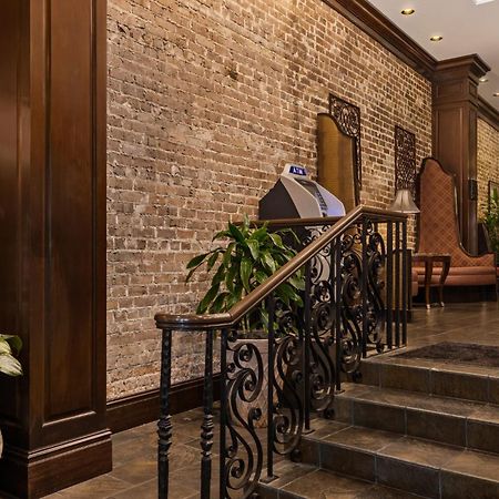 Club Wyndham La Belle Maison New Orleans Exterior photo